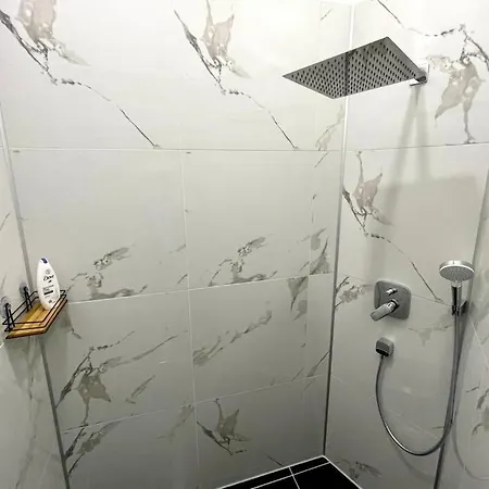 Einhorn: Altstadt Loft Mit Privater Terrasse *