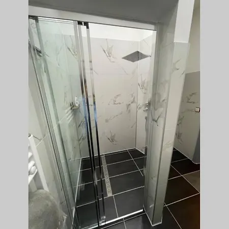 Apartament Einhorn: Altstadt Loft Mit Privater Terrasse *